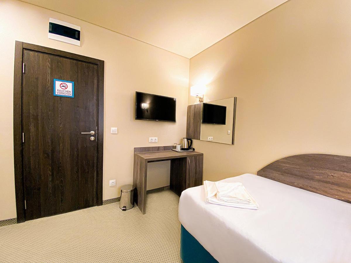 Terminal Park Motel Bischofsheim Kültér fotó